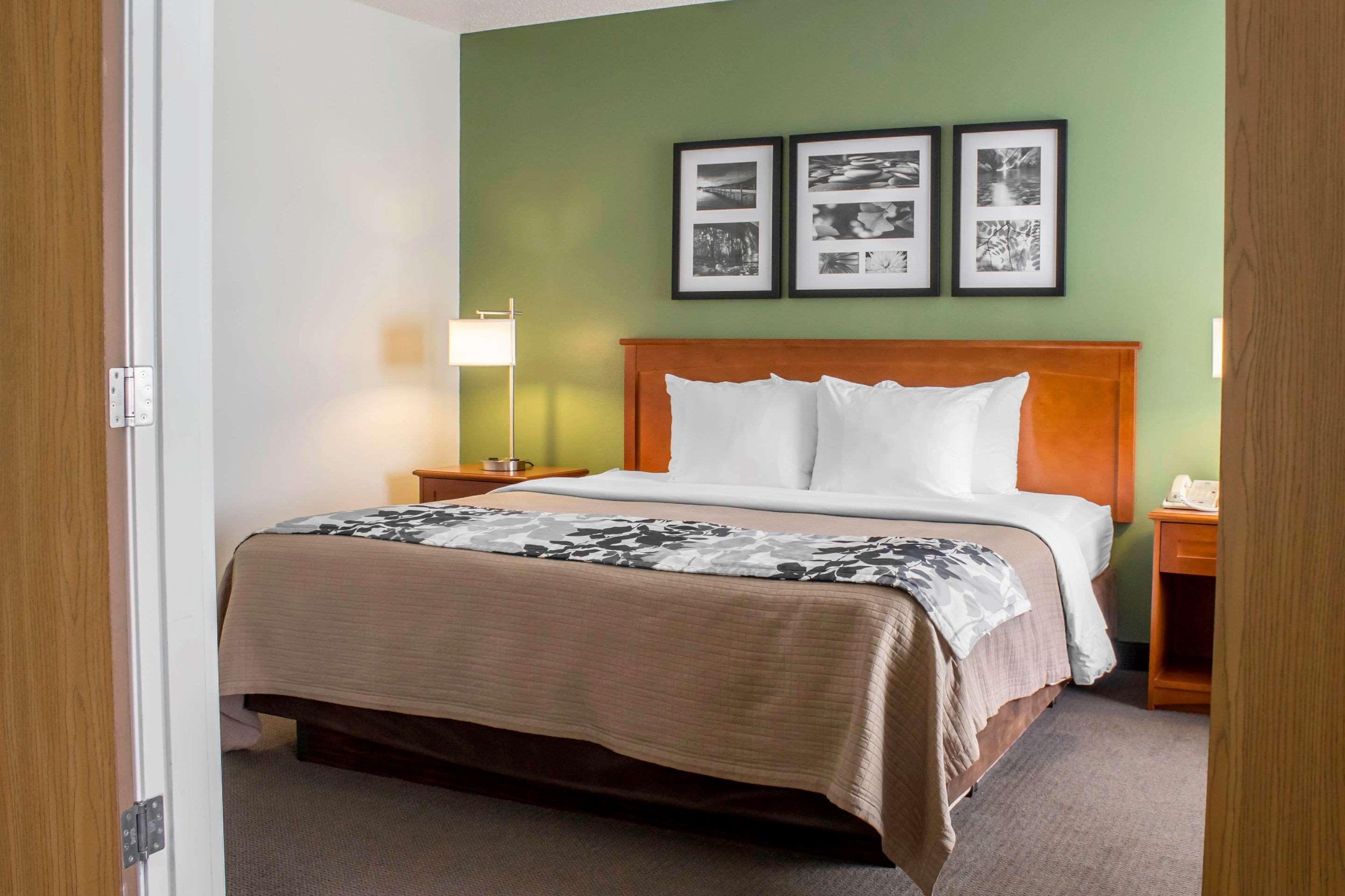 Sleep Inn & Suites Charles City Zewnętrze zdjęcie